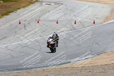 media/Jun-26-2022-CRA (Sun) [[122d0e5426]]/Race 12 (Amateur 1000 Superbike)/Turn 2/